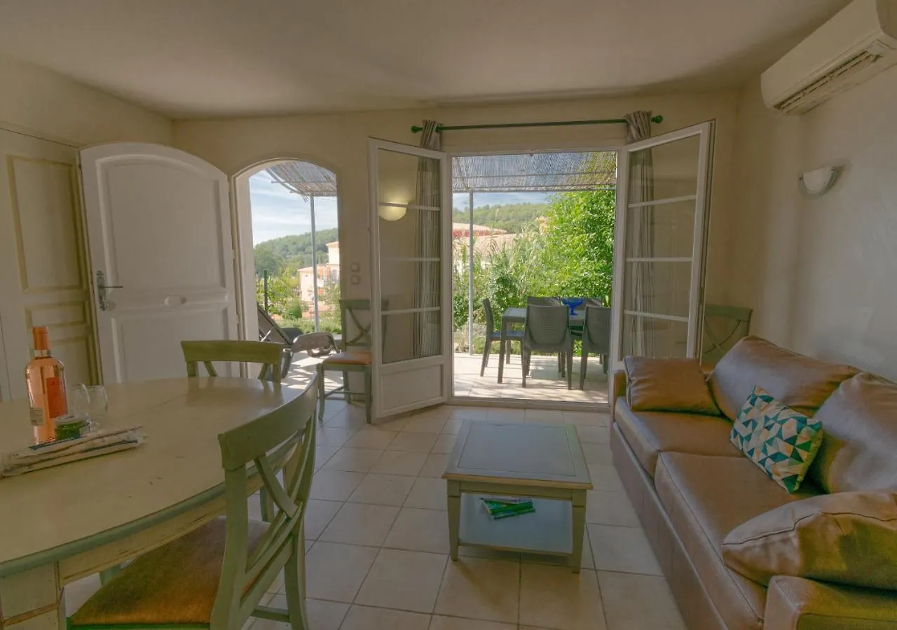 Holiday home Charmante Maison Climatisee, 2Ch Callian